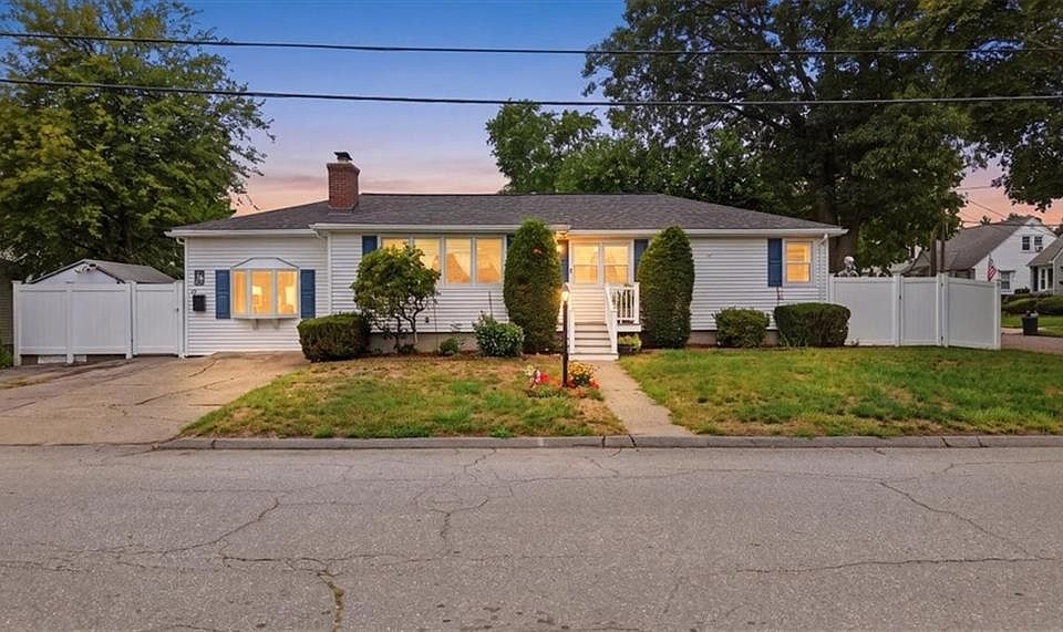 1st image of 77 Harper Ave