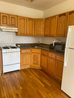 Rented by Voro, LLC | media 13