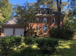 8665 Steeple Chase Dr, Roswell, GA 30076