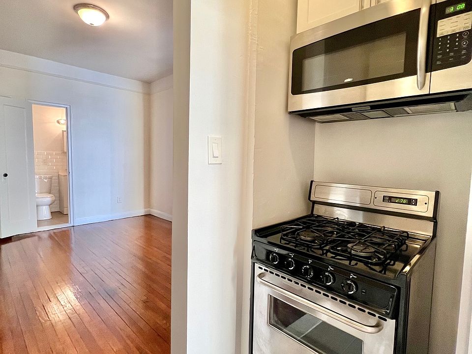1st image of 359 W 126th St APT 3C