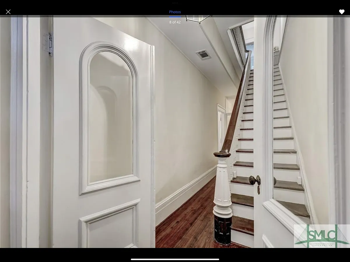 Building Photo - 118 W Harris St #3