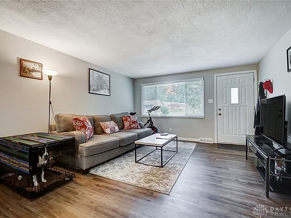 4th image of 2536 Bauer Ave