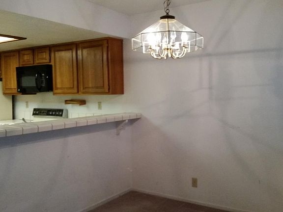 3rd image of 209 Saratoga Ct
