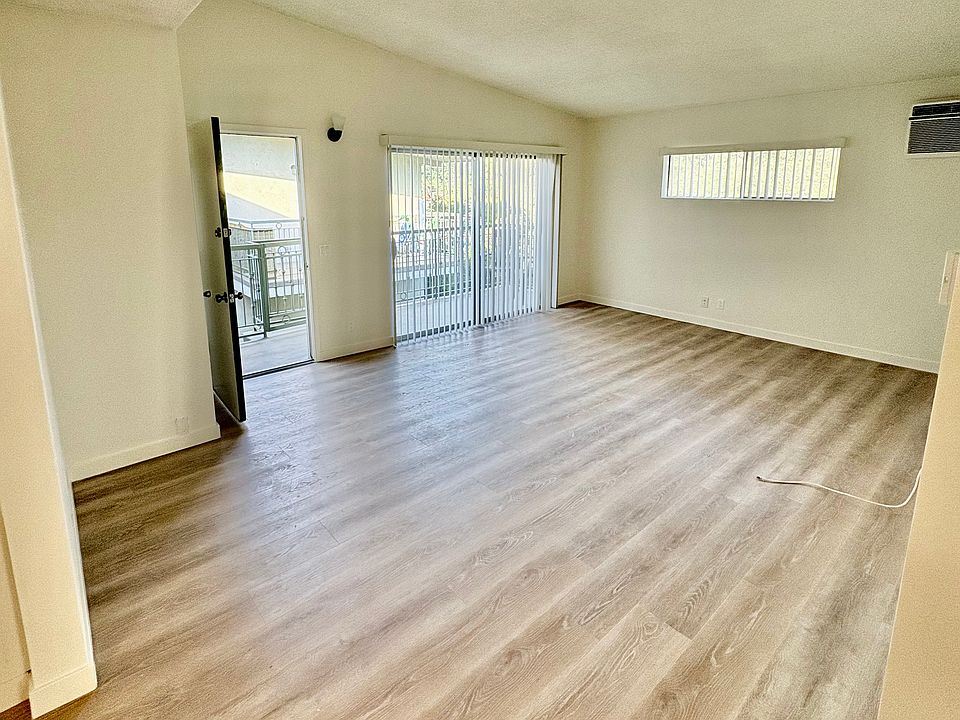 1st image of 2754 Hermosa Ave #6
