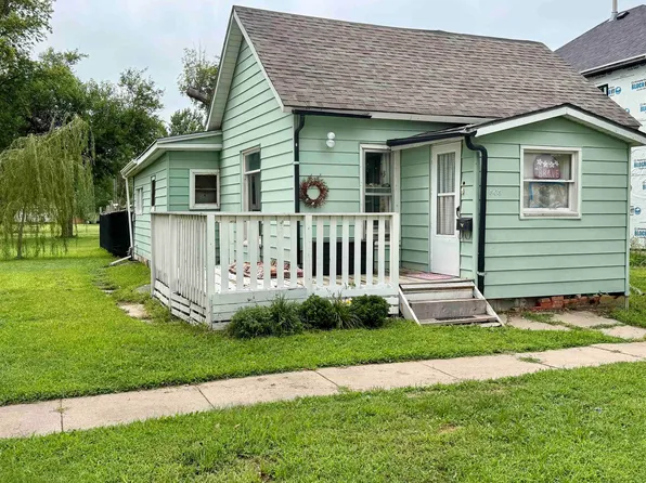 505 Stockton St, Bradshaw, NE 68319