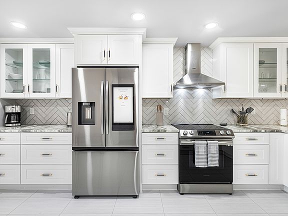 2nd image of 16321 Kelly Greens Blvd #182