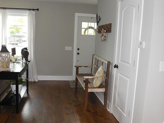 5th image of 2123 Kuerbitz Dr