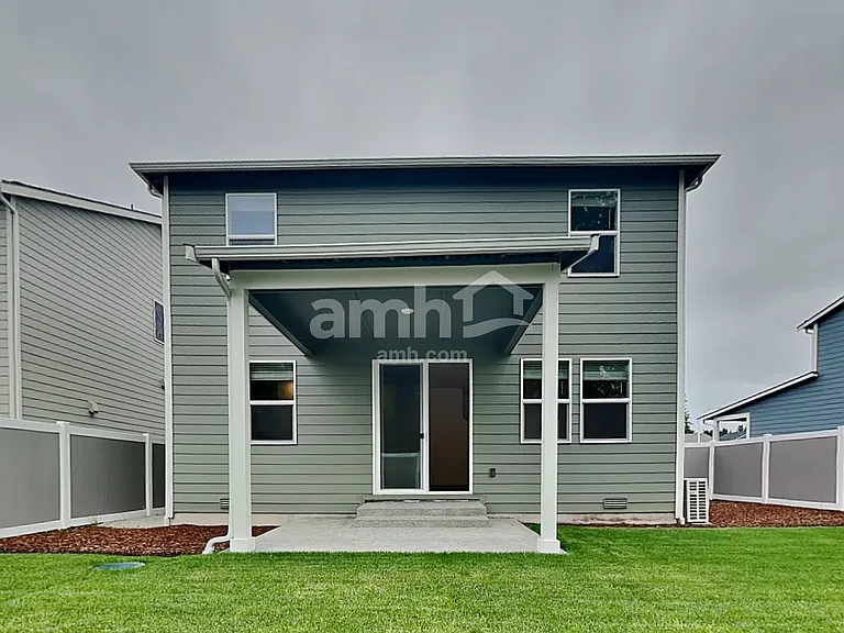 7718 Selah St SW — Photo 24