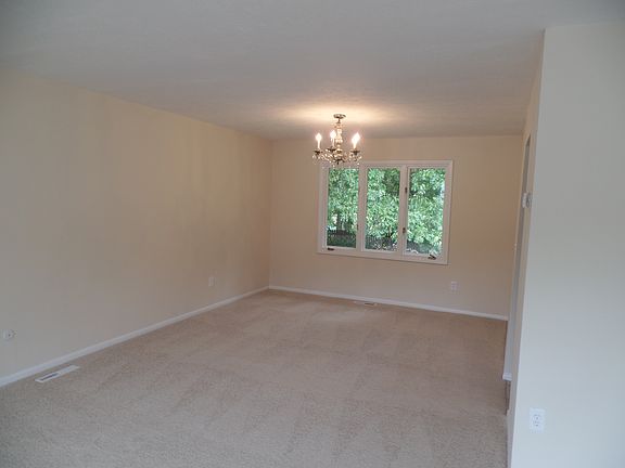 3rd image of 6543 Bayberry Dr