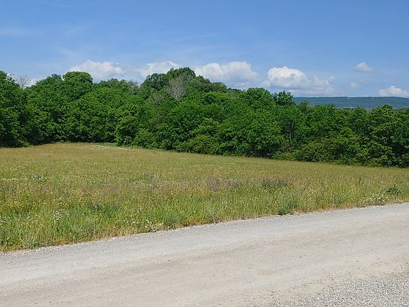 3rd image of 84 Eastwood Dr Lot 22