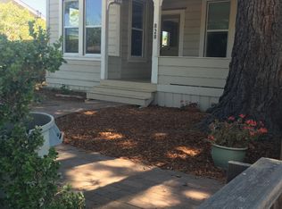 828 Johnson St, Healdsburg, CA 95448