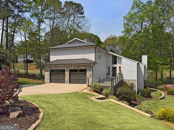 120 Tavistock Pl, Roswell, GA 30076