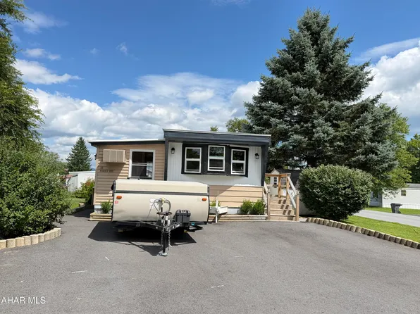 100 Monarch Dr, Duncansville, PA 16635