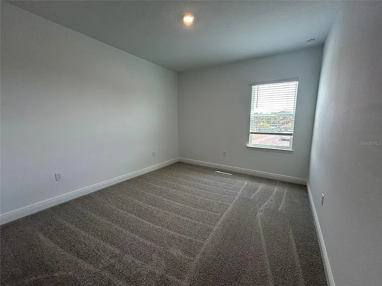 16902 Hamlin Oasis Loop — Photo 13