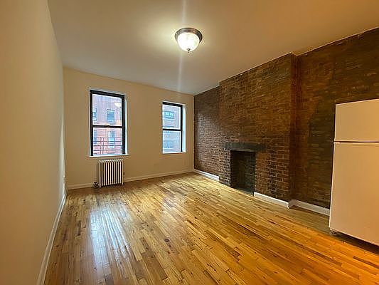 1st image of 327 E 54th St APT 3B