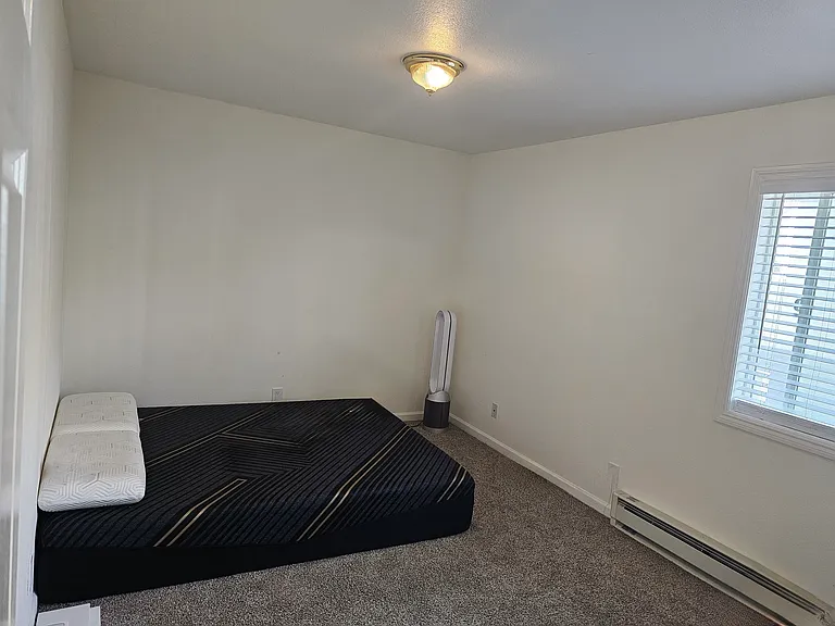210 Mission Ave — Photo 12