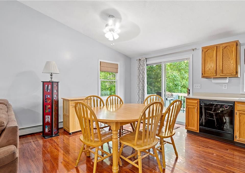 1st image of 7 Sugar Pine Dr