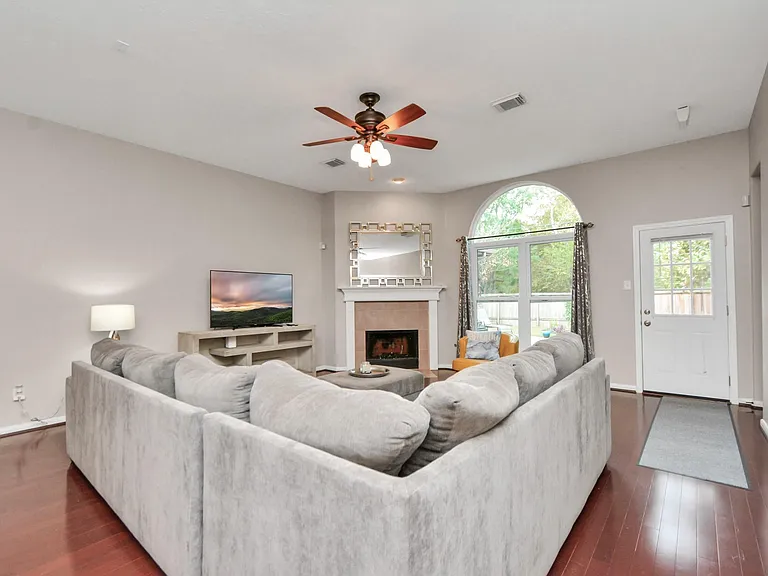 23939 River Place Dr — Photo 5