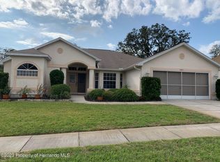 18821 Green Park Rd, Hudson, FL 34667