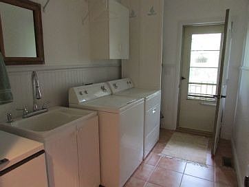 4th image of 144 Herring Pond Ct