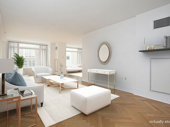 3rd image of 205 E 85th St APT 4C
