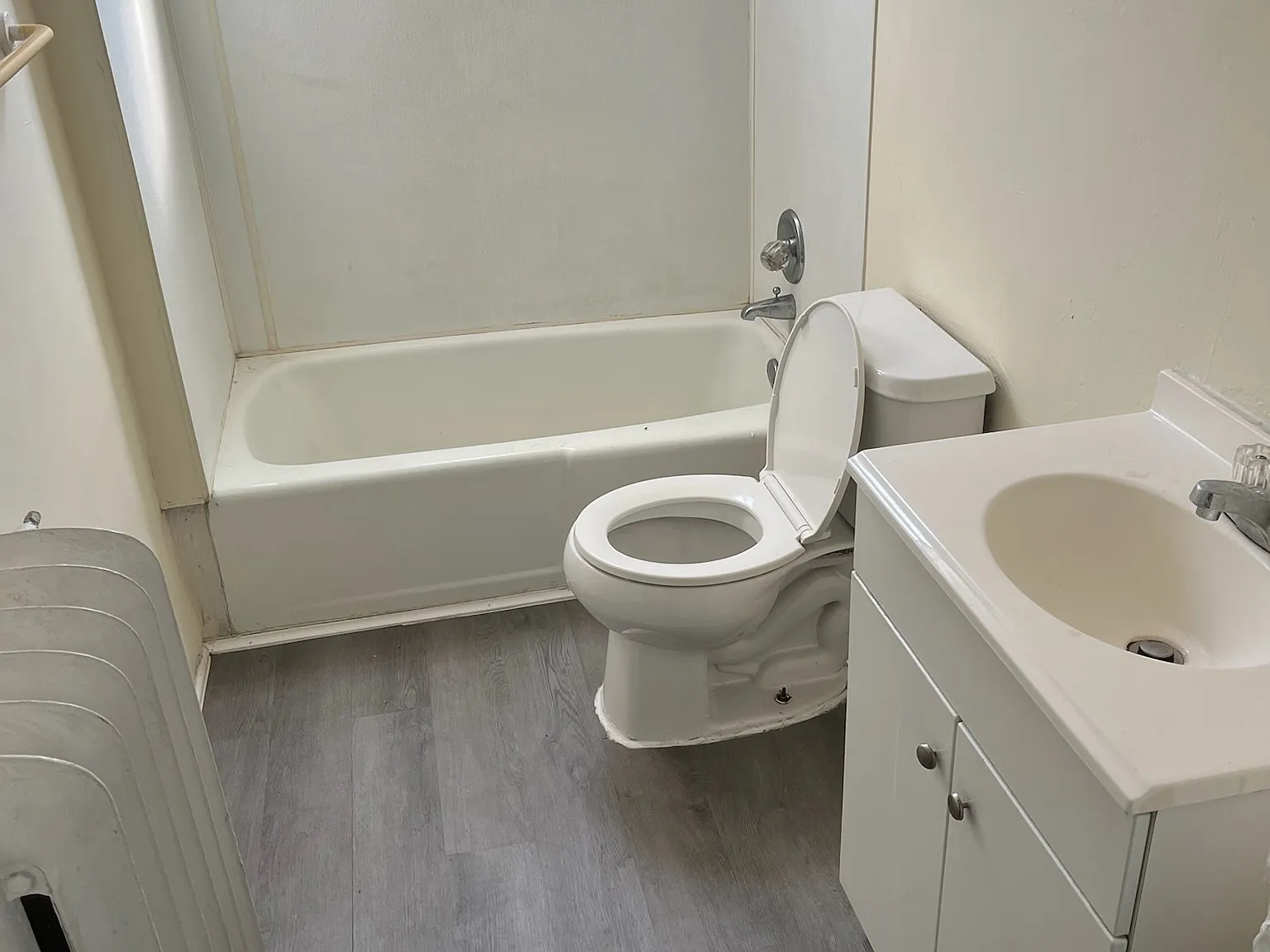 1 bed, $950 — Photo 1