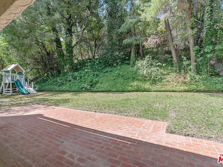 23454 Park Hermosa — Photo 29