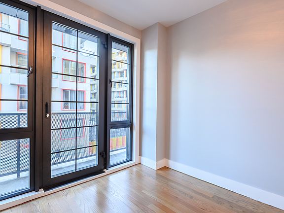 5th image of 115 Stanwix St #417