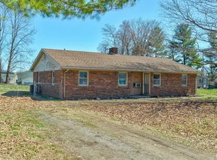2827/2829 John Ave, New Harmony, IN 47631