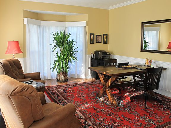 2nd image of 6 Kaitlin Dr