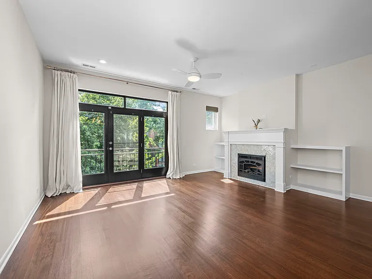 876 N Hermitage Ave #3 — Photo 12