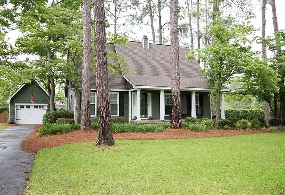 1st image of 1011 Hilltop Dr