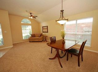 3020 Misty Isle Ct, Dickinson, TX 77539