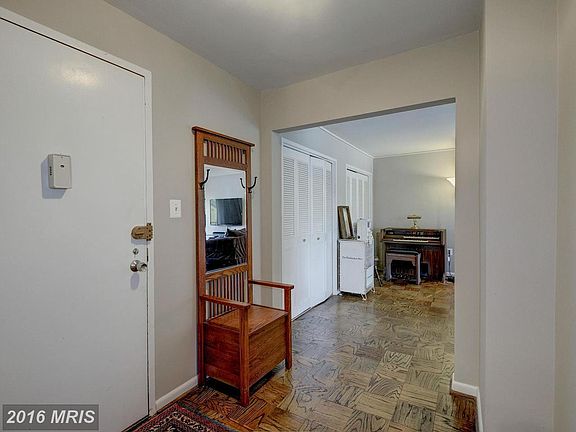 5th image of 10500 Rockville Pike Unit 422