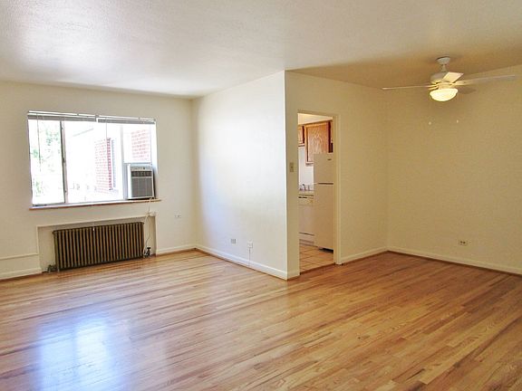 2nd image of 670 N Pearl St APT 9