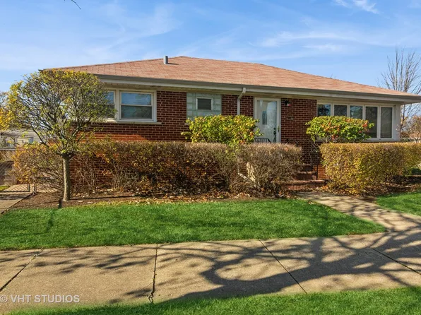 3825 Main St, Skokie, IL 60076