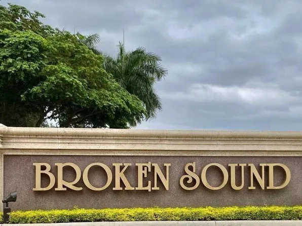 5886 NW 24th Ave APT 101, Boca Raton, FL 33496