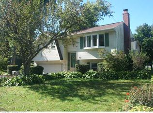 40 Gayle Dr, Bristol, CT 06010