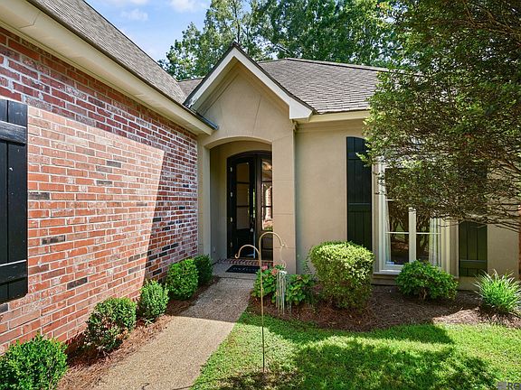 2nd image of 6138 Beechgrove Ln