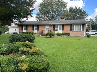 142 Cedar Branch Ln, Wallace, NC 28466
