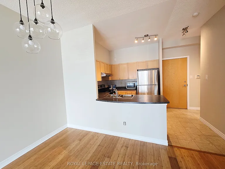 600 Queens Quay W #632 — Photo 5