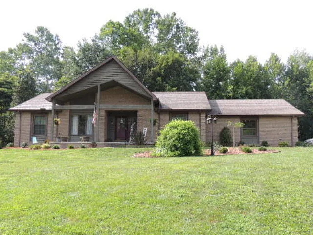 15 Eagle Creek Dr photo 1