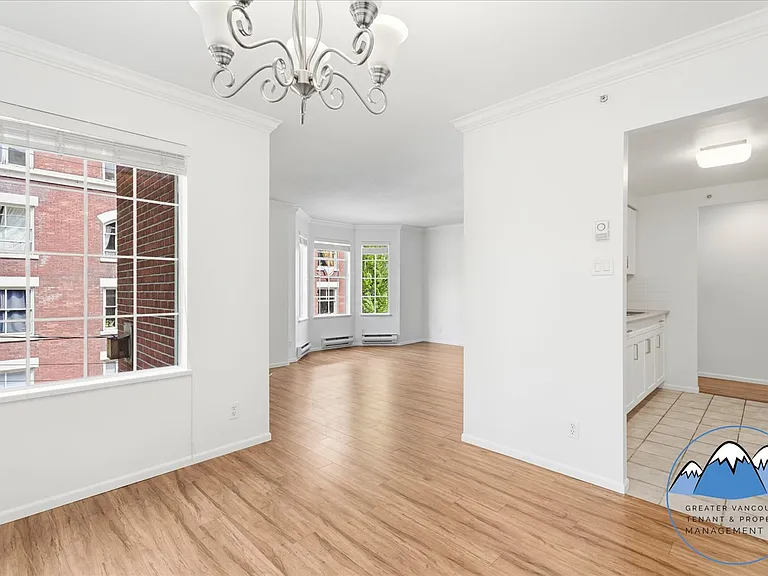 888 Bute St — Photo 9