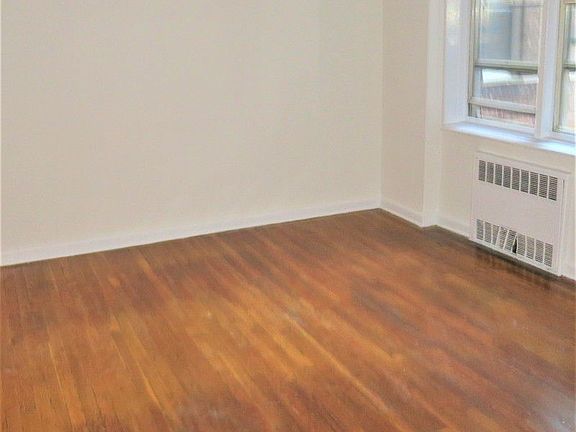 5th image of 6411 99th St APT 210