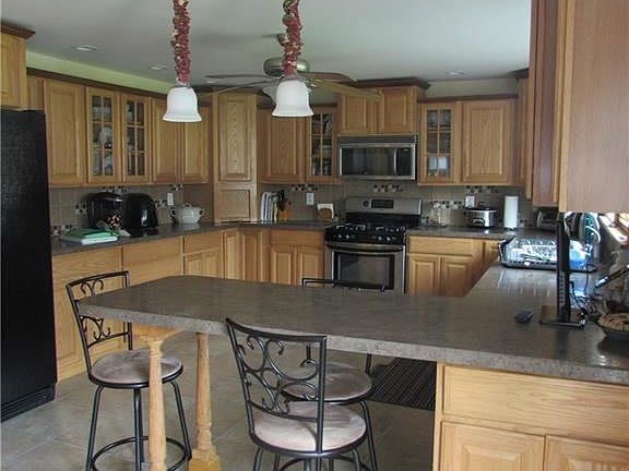 5th image of 318 Forest Dr