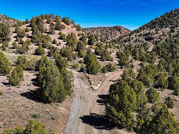 2nd image of 2120 Castle Peak Rd