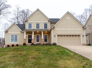 4467 Briarwood Dr, Akron, OH 44321