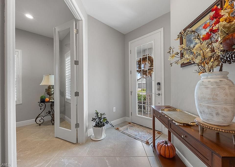 ローラさま 4584 Centaurus CIR, Naples, FL 34120 | MLS #225072456 | Zillow