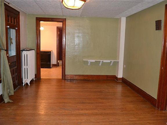5th image of 470 Old Falls Blvd