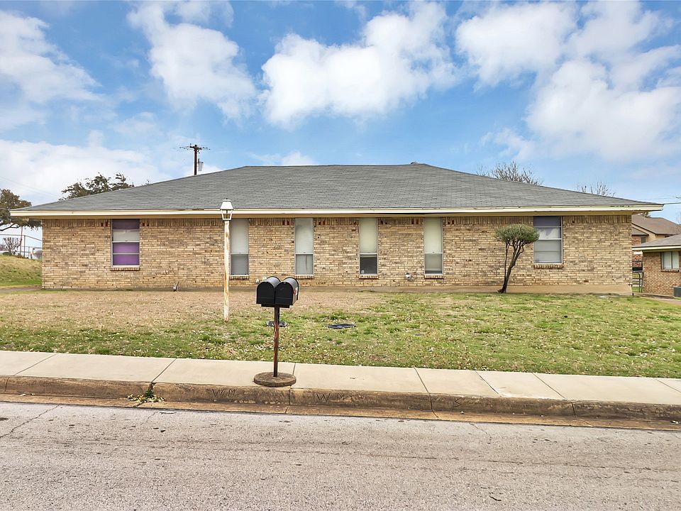 1st image of 1454 Deborah Ave